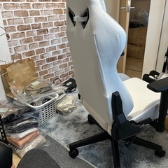 【内定】ゲーミングチェア オフィスチェア　オットマン付きの画像