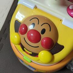 アンパンマン　よくばりビジーカーの画像