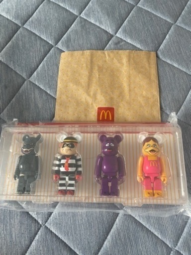 新品　マクドナルドvsゴジラ　BE@RBRICK 4種セット