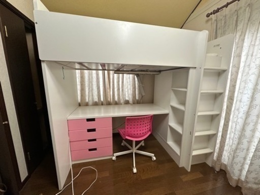 【急ぎ】【値下げしました！】IKEA 勉強机　ベット　収納棚　ミニクローゼット　椅子