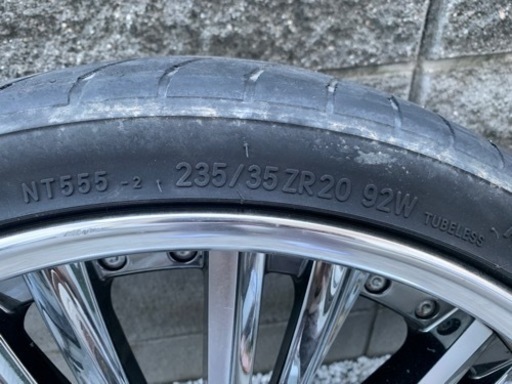 235/35zr20 92W ホイールセット