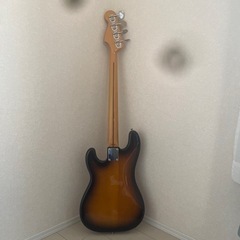 Fender japanベースの画像