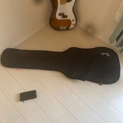 Fender japanベースの画像