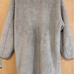●UNIQLO  ユニクロ　ボアフリースノーカラーコート●の画像