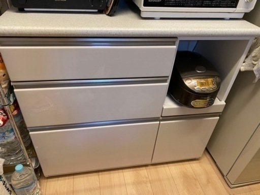 【大幅値下げ！25.000円→15.000.円】ニトリ　食器棚