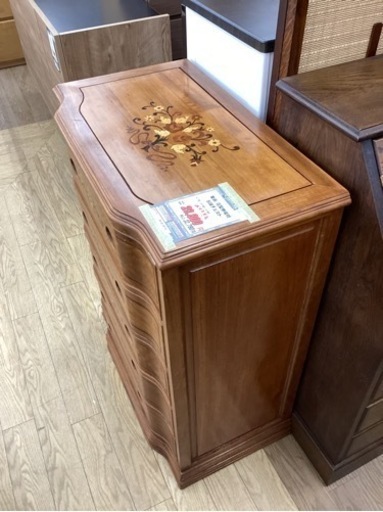 KA-45【新入荷　リサイクル品】象嵌/花梨無垢材　5段チェスト700