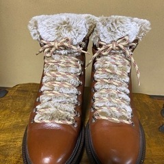 ZARA ファー　ブーツ