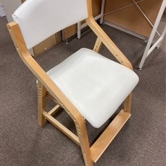 学習椅子　調節可能の画像