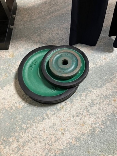 ベンチプレス　トレーニング機器