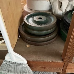 ベンチプレス　トレーニング機器の画像