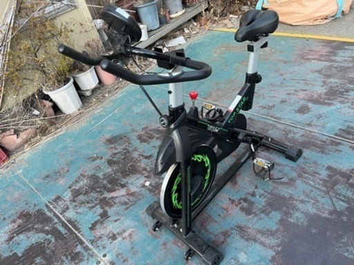 美品 高級 エアロバイク  静音 スピンバイク エアロ 自転車 エクササイズ ダイエット