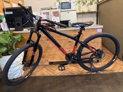 【レア！COMMENCAL EL CAMINO前後タイヤ新品！】アルミフレーム　油圧ディスクブレーキ　3×9速　27.5インチMTB 