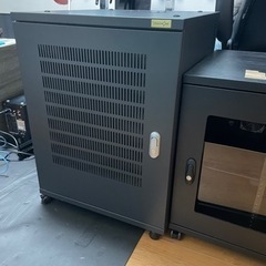 【決まりました】サーバーラック