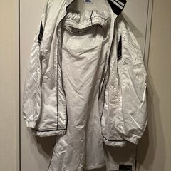 ASICS ATHLETIC WEAR L 白色 　上下の画像