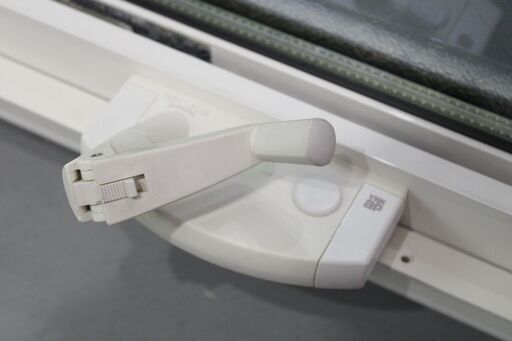 20115K07 倉庫保管品 YKKAP 防火窓Gシリーズ すべり出し窓 窓 窓ガラス