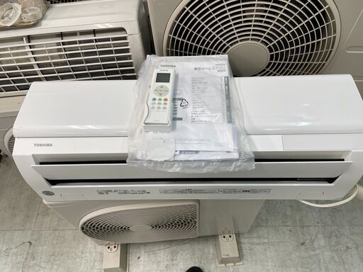 東芝2.2K冷暖房エアコン　2019年製　標準取り付け工事込み
