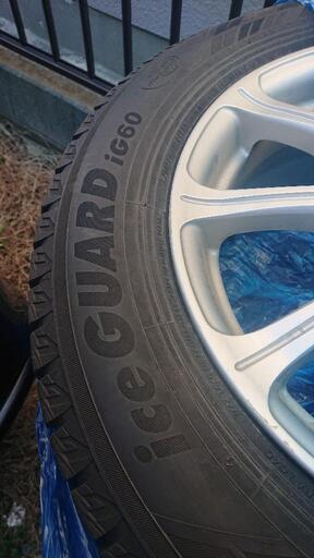 スタッドレスタイヤ