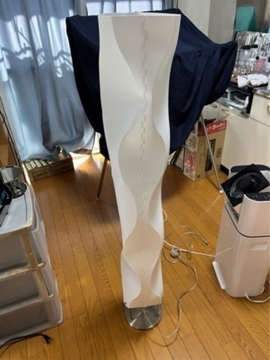 間接照明（場所によってお届けします）