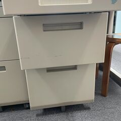 オフィスデスクワゴンの画像