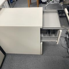 オフィスデスクワゴンの画像