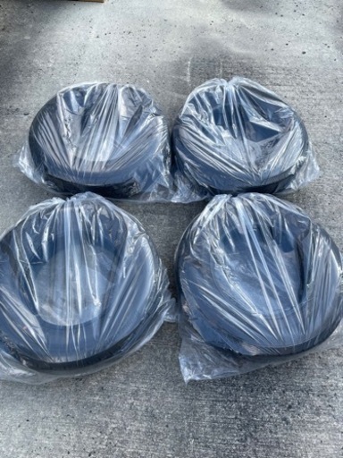 ハイエース　新車外し　タイヤ