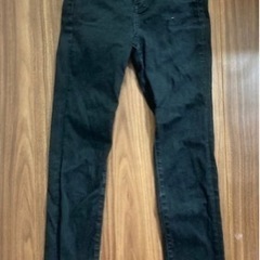 UNIQLO スキニーデニムパンツ サイズ22の画像