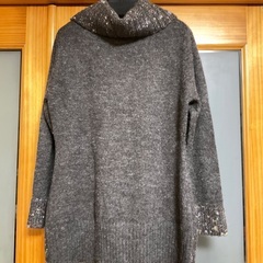 ウール混タートルセーターの画像