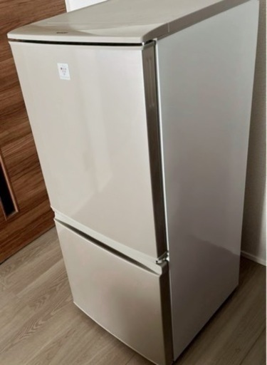 (送料無料) 2018年 極美品 プラズマ 冷蔵庫 霜取り不要 プラズマクラスターで嫌な匂いを消す ⑥