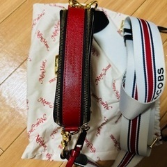 MARC JACOBSショルダーの画像