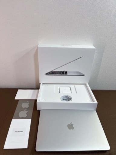 ノートパソコン MacBookPro 2020 32GB 2TB