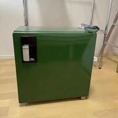 レトロ冷蔵庫⭐︎の画像
