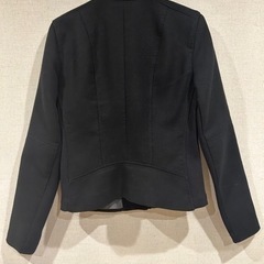 【池袋取引可】GAP美シルエットジャケットの画像