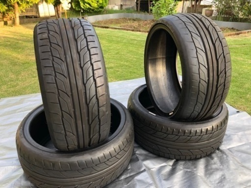 お値下げしました！　TOYO  NT555G2  215/35R 18インチ4本