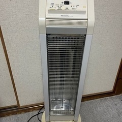 赤外線ヒーター(縦型スリム、首振り式)値下げ！