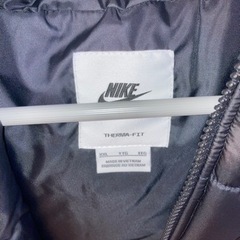 ナイキ　ダウンコートの画像