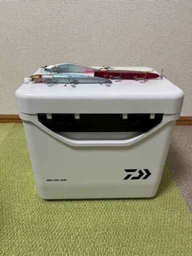 クーラーボックス　ルアーセット