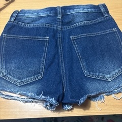 ショートパンツの画像