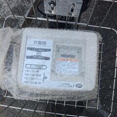 259🔴安心の無料保証；点検サービス付き🟢バカ良心的な中古電動自転車屋  🟢土日もお子様と土足のまま、いろいろなタイプのご試乗が可能です。  🌕️２０インチ、チャイルドシート、３人乗り、２人乗り、１人乗り電動アシスト自転車  🔴バッテリーは、新品の９０％以上の性能を保持していて、コンディション良好です。  🟢１回の充電で３０ｋｍ以上の走行が可能です。山手線を半周するくらいの距離走れます。  🌈　電動自転車・リサイクル専門店　🔵　ご試乗をしてから、ご購入できます。  🟢バカ良心的な電動自転の画像