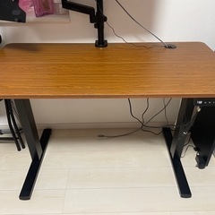 電動式昇降デスク