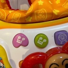 値下げしました！ 美品！現行品  アンパンマン 歩行器の画像