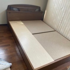 ダブルベッド フレーム 値下げ交渉可