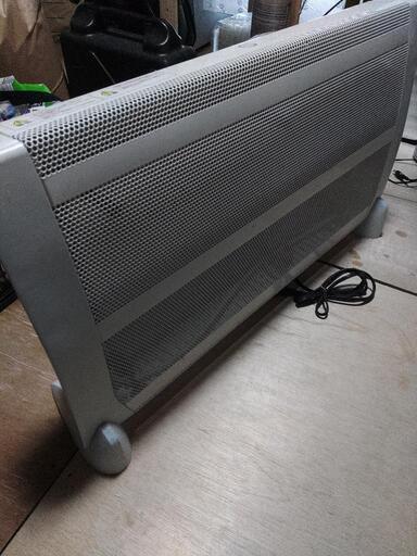 大型電気ヒーター