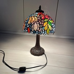 ステンドグラス　スタンドの画像