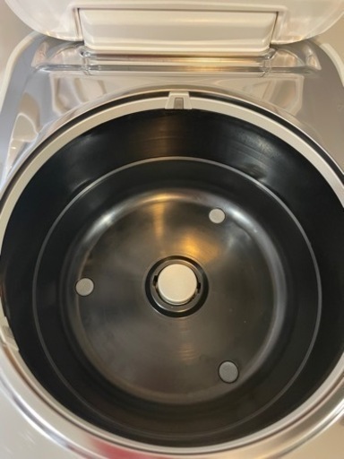 【受渡予定者決定済み】【美品】パナソニック 5.5合 炊飯器 IH式 大火力おどり炊き SR-HX106-W