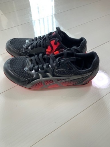 最終値下げアシックス ＥＦＦＯＲＴ　１３ ＢＬＡＣＫ／ＧＵＮＭＥＴＡＬ 24.5