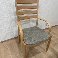 ニトリ 肘付きダイニングチェア　4脚セット ニトリ ダイニングチェア 4脚セット