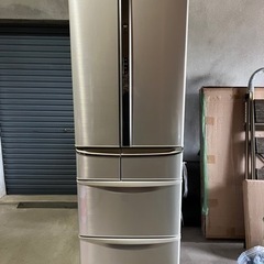 2010年製パナソニック426L冷蔵庫　観音開き　シルバー　6ドア