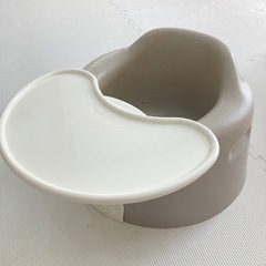Bumbo バンボ　人気色　サンドベージュ　テーブル