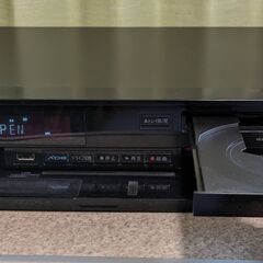 ①東芝REGZA 47Z9000＆②東芝ハイビジョンレコーダーRD-X9の画像