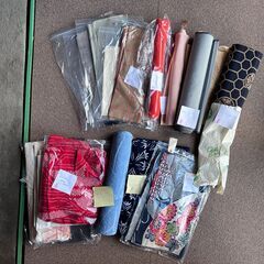 【交渉中】和布ハギレ、反物　全１７種の画像